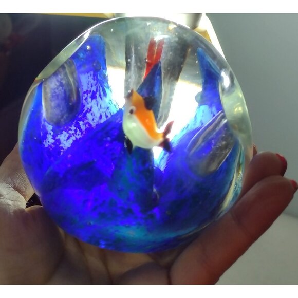Art Glass Fish Aquarium Pen Holder Paperweight Vintage Tropical Ocean Office - Picture 6 of 6